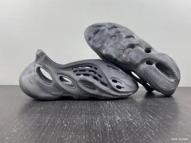 hype Adidas MX Granite IE4931 Foam Yeezy RNR 0324